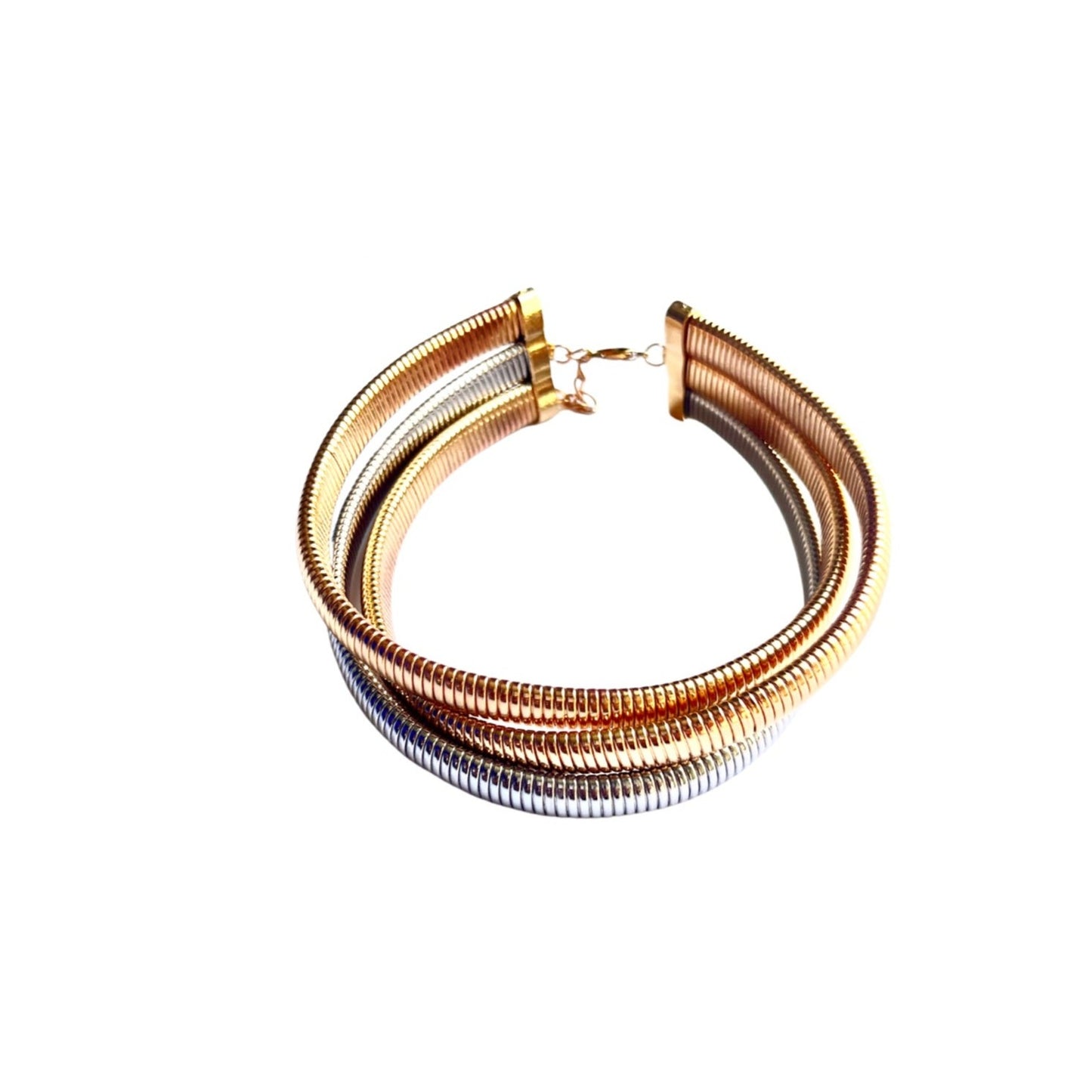 OLA CHOKER
